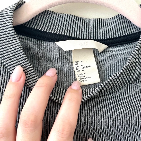 H&M Ribbed Mini Dress - Picture 2 of 5